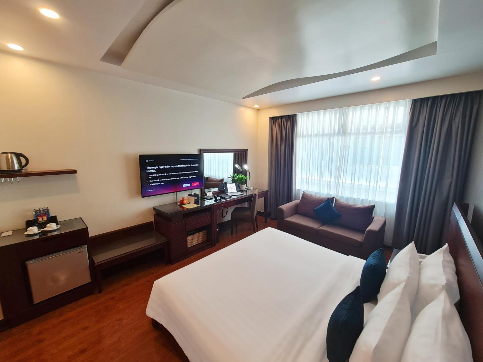 Kin Hotel Thi Sach Ho Chi Minh City Exterior photo