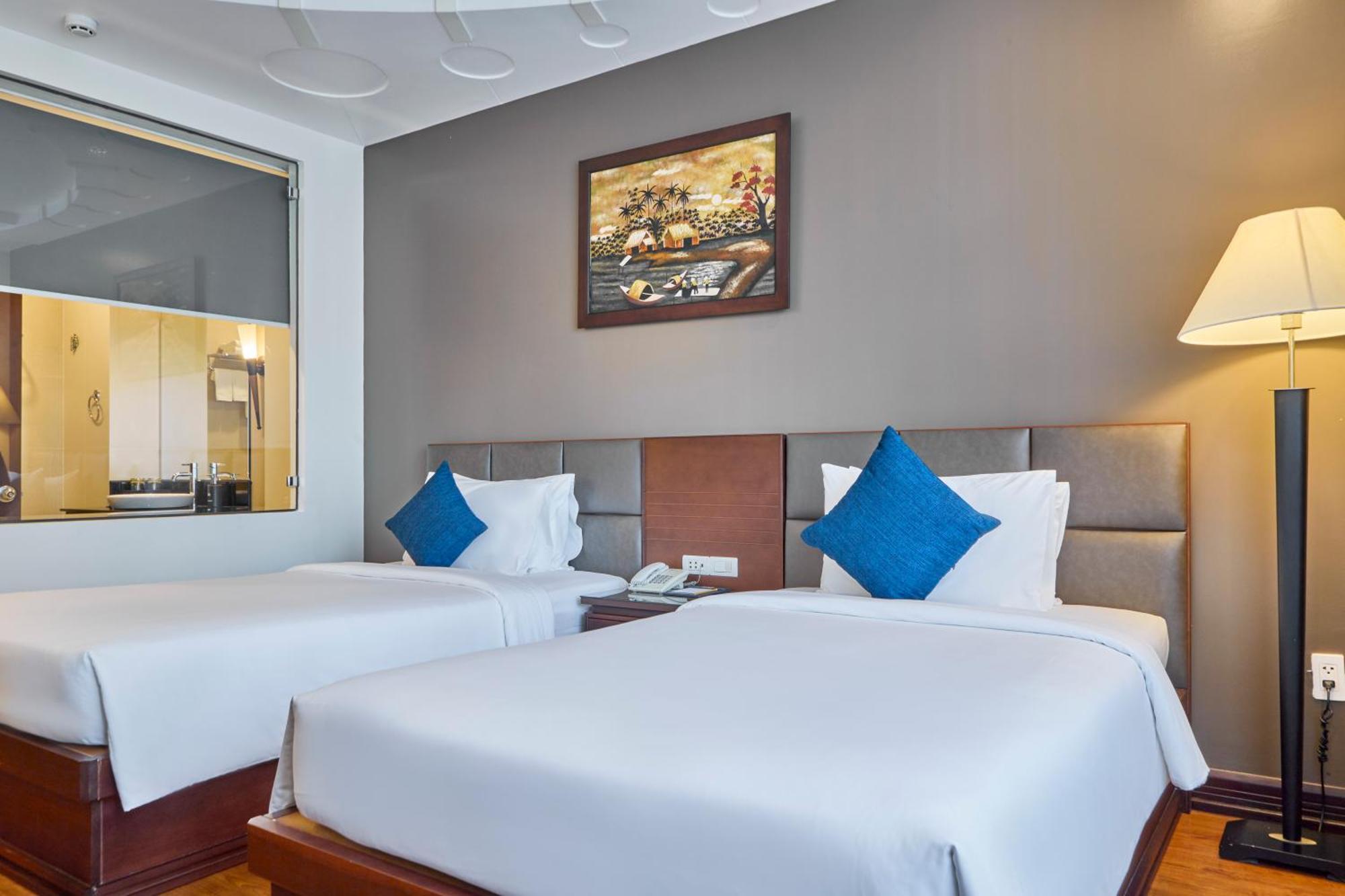 Kin Hotel Thi Sach Ho Chi Minh City Exterior photo