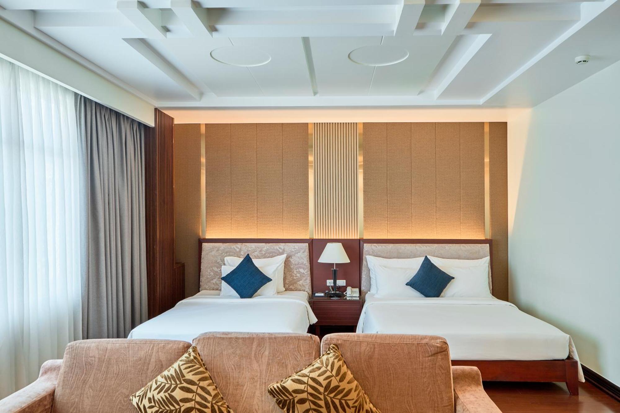 Kin Hotel Thi Sach Ho Chi Minh City Exterior photo