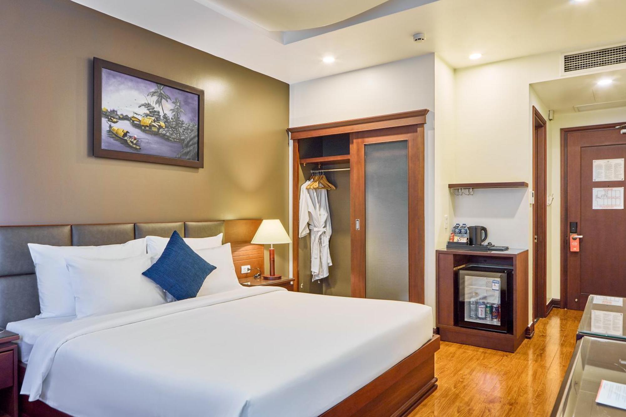 Kin Hotel Thi Sach Ho Chi Minh City Exterior photo