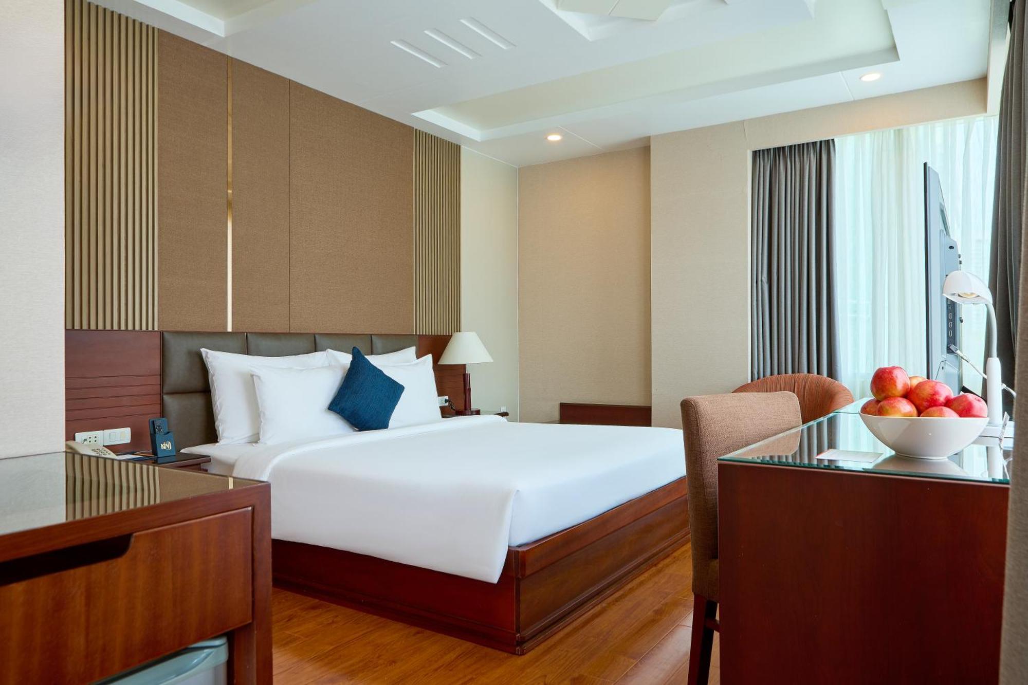 Kin Hotel Thi Sach Ho Chi Minh City Exterior photo