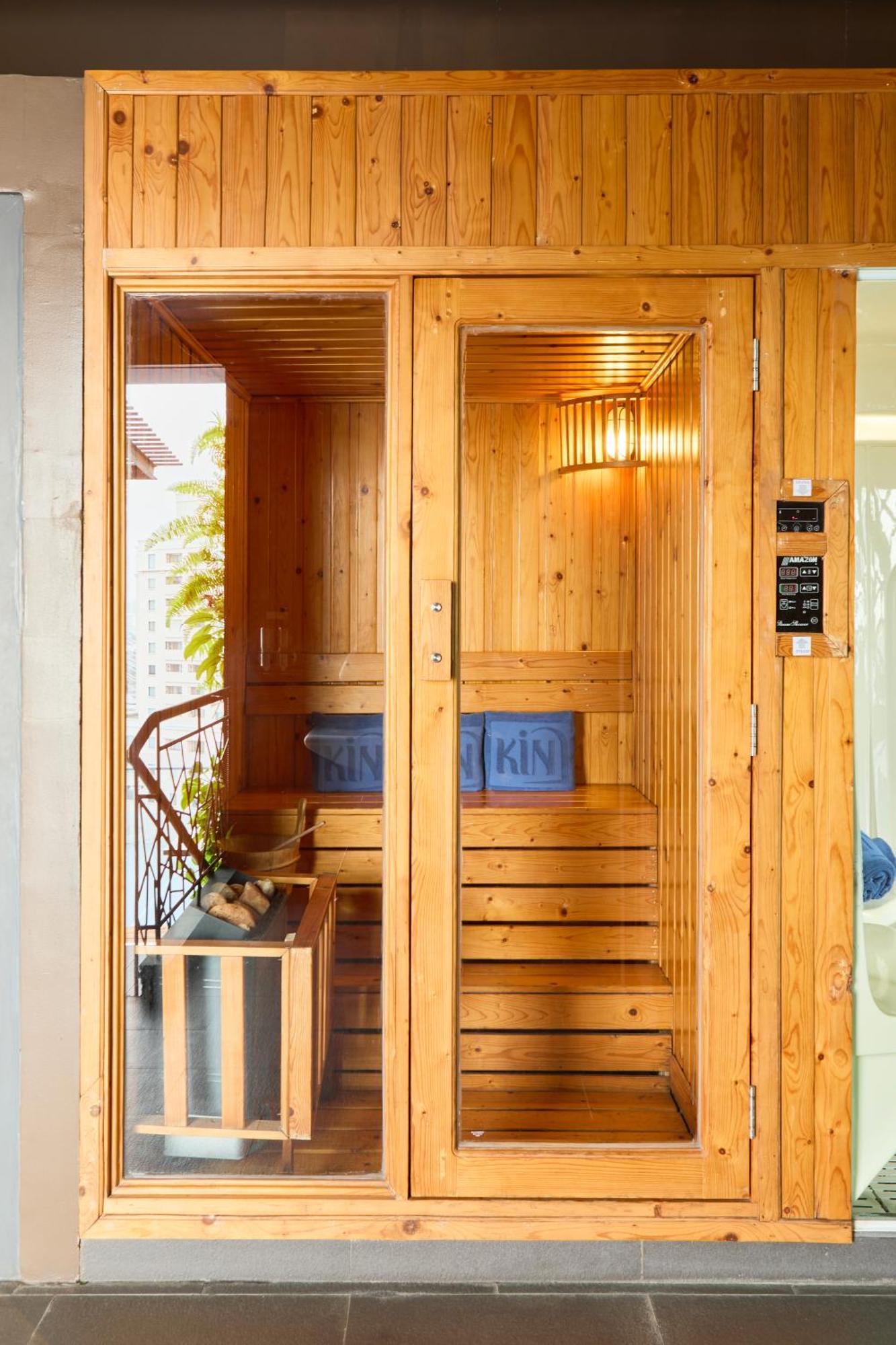 Kin Hotel Thi Sach Ho Chi Minh City Exterior photo