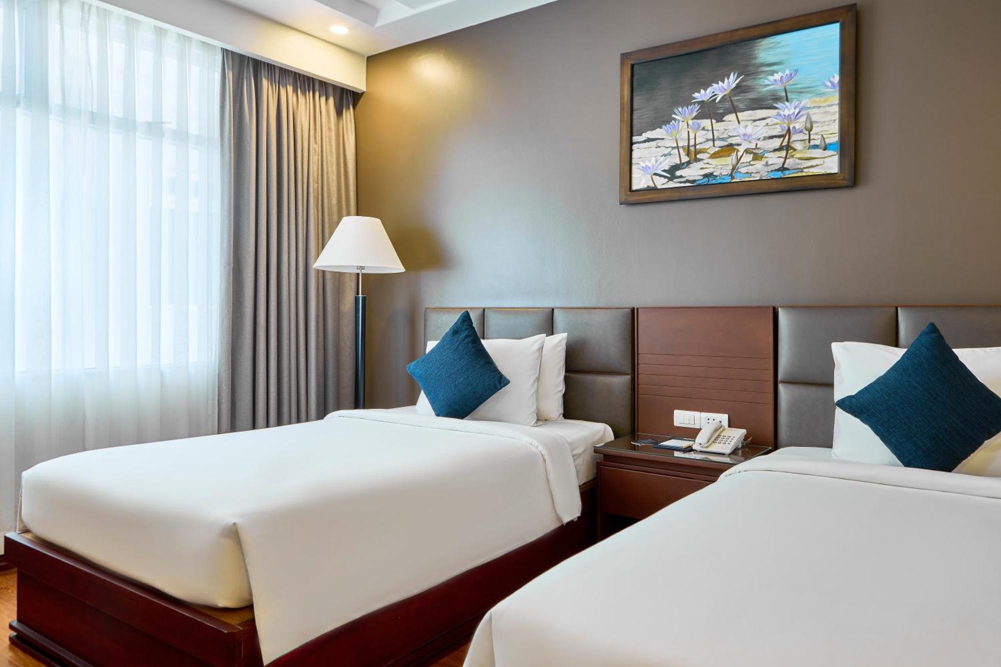 Kin Hotel Thi Sach Ho Chi Minh City Exterior photo